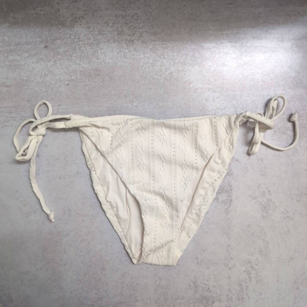 NWT Andie String Bikini Bottom Coconut Side Ties Textured Embroidered XL